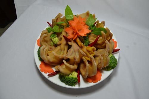 Ch&acirc;n vịt muối