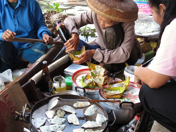 B&aacute;nh bao đu đủ, Th&aacute;i Lan