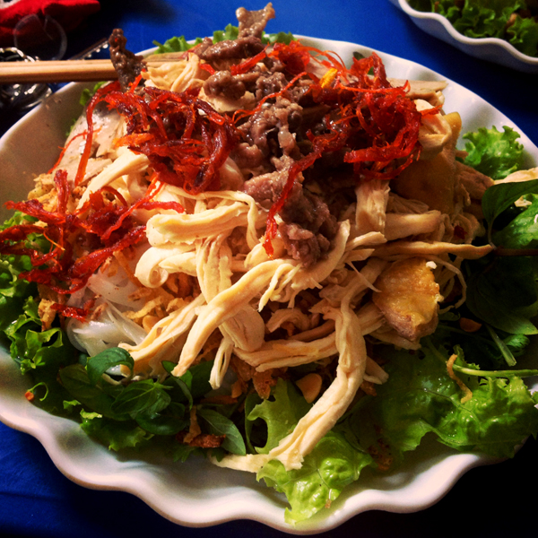 Phở trộn Đặng Văn Ngữ