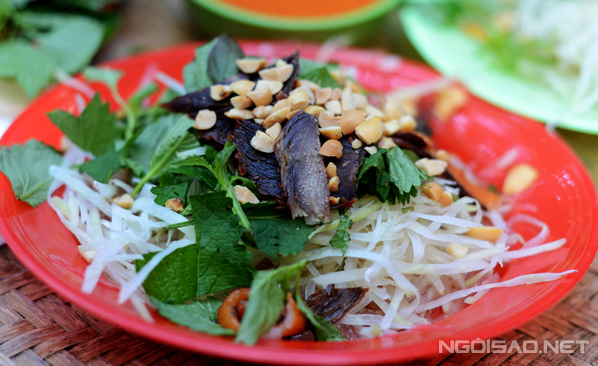 Nộm b&ograve; kh&ocirc;