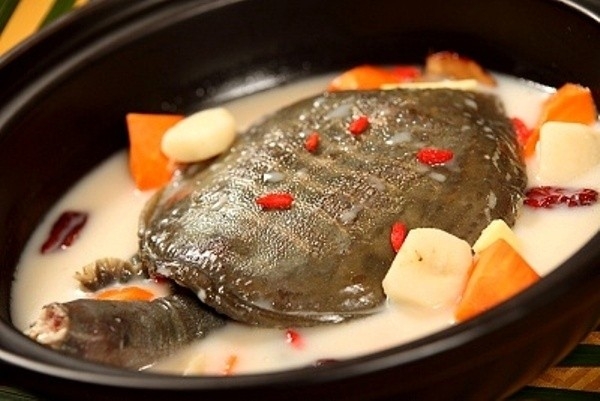 S&uacute;p r&ugrave;a