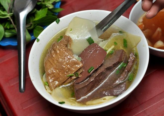 Bún chả ngan nướng phố Hàng Bông 2