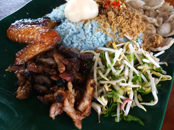 Nasi Kerabu, Malaysia