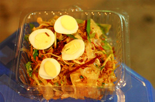 B&aacute;nh tr&aacute;ng trộn H&agrave;ng Trống