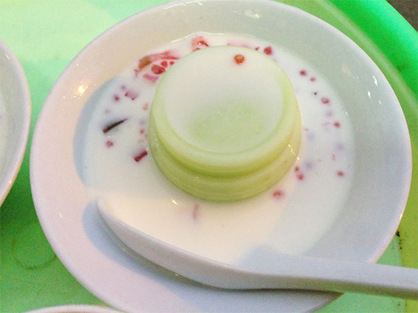 Ch&egrave; bơ phố X&atilde; Đ&agrave;n 2