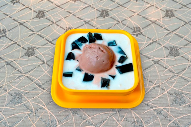 Hắc minh ch&acirc;u