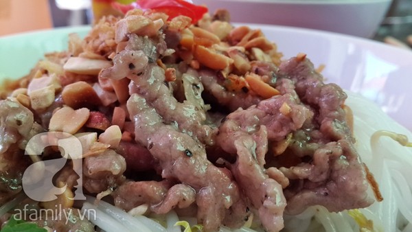 Qu&aacute;n b&uacute;n b&ograve; Nam Bộ ở phố Phan Bội Ch&acirc;u 2