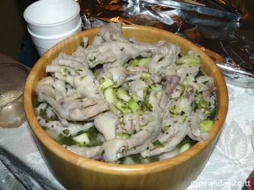 Ch&acirc;m g&agrave; ng&acirc;m